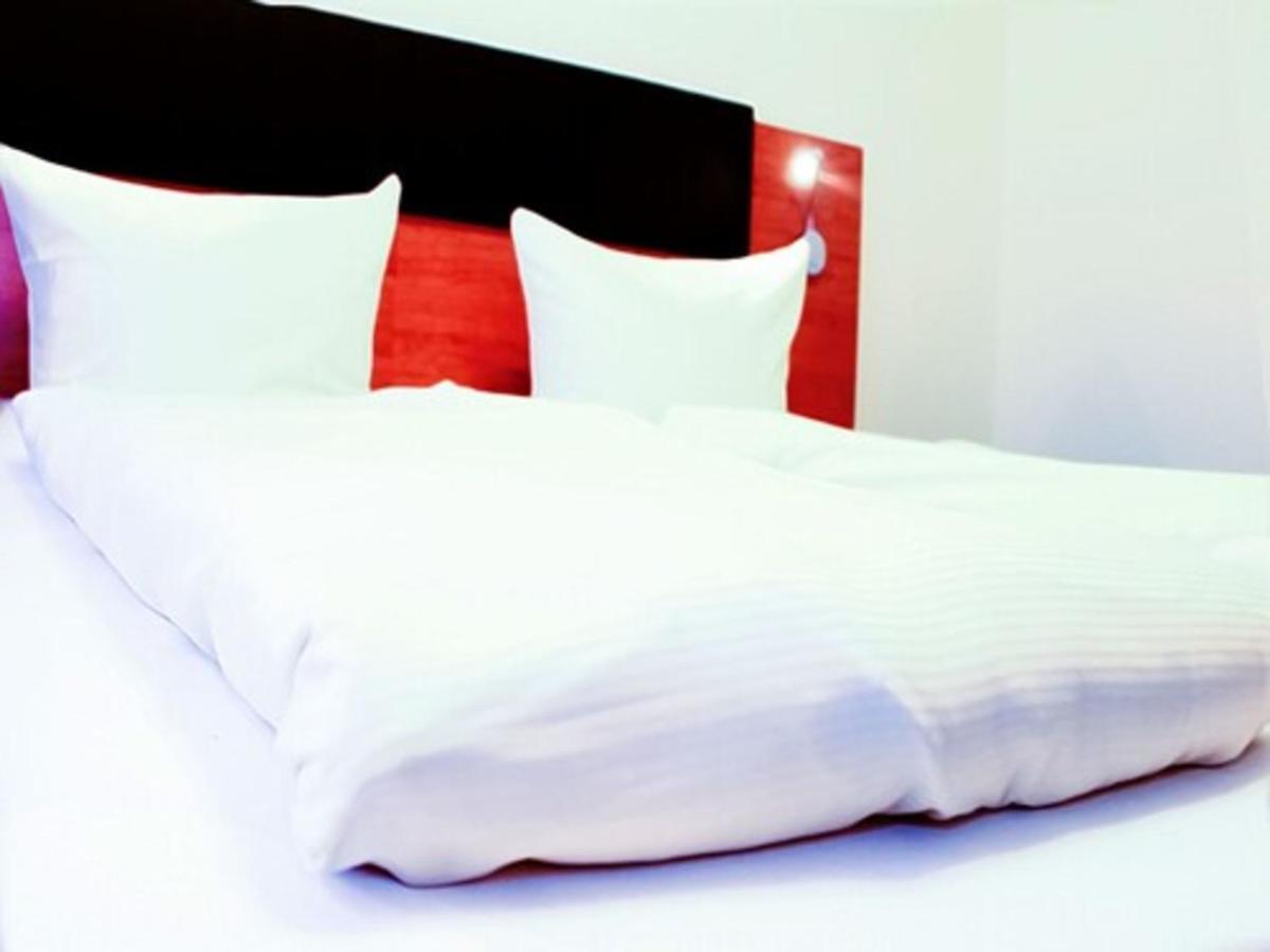 Hotel Expo Frankfurt City Centre Франкфурт на Майн Екстериор снимка