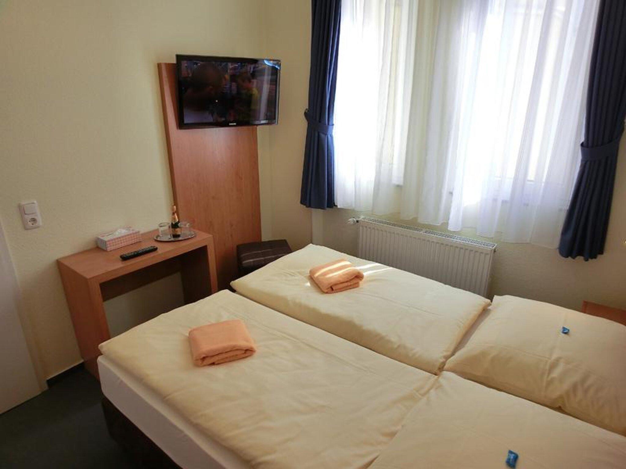 Hotel Expo Frankfurt City Centre Франкфурт на Майн Екстериор снимка
