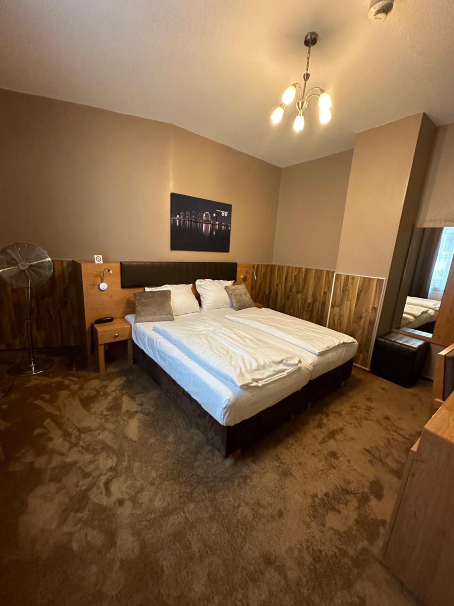 Hotel Expo Frankfurt City Centre Франкфурт на Майн Екстериор снимка