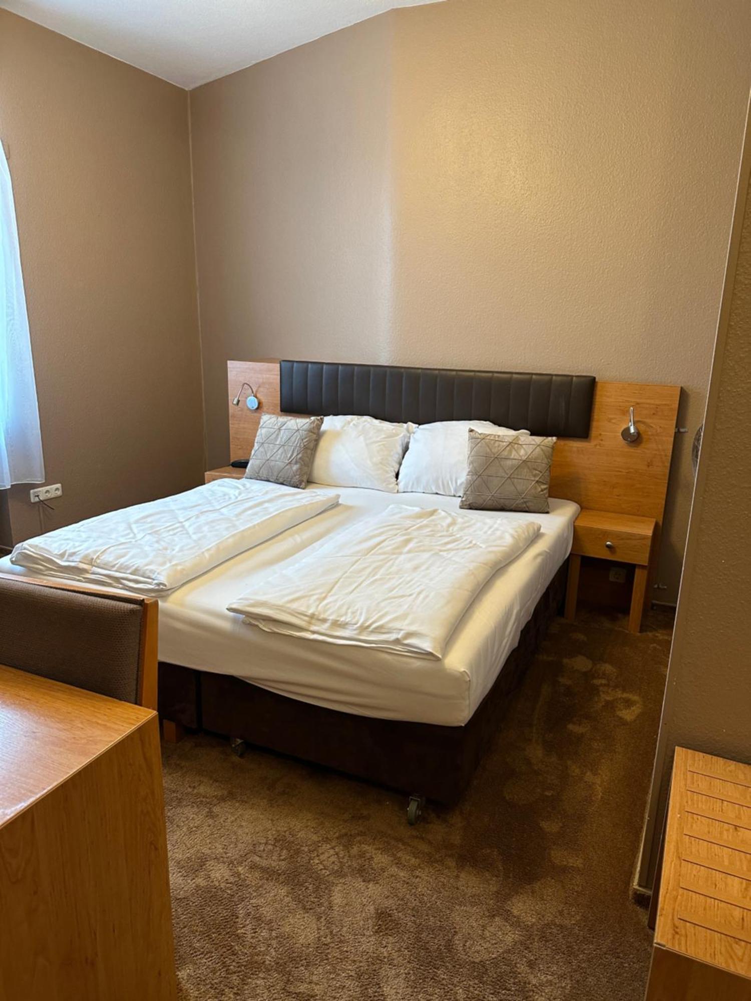 Hotel Expo Frankfurt City Centre Франкфурт на Майн Екстериор снимка