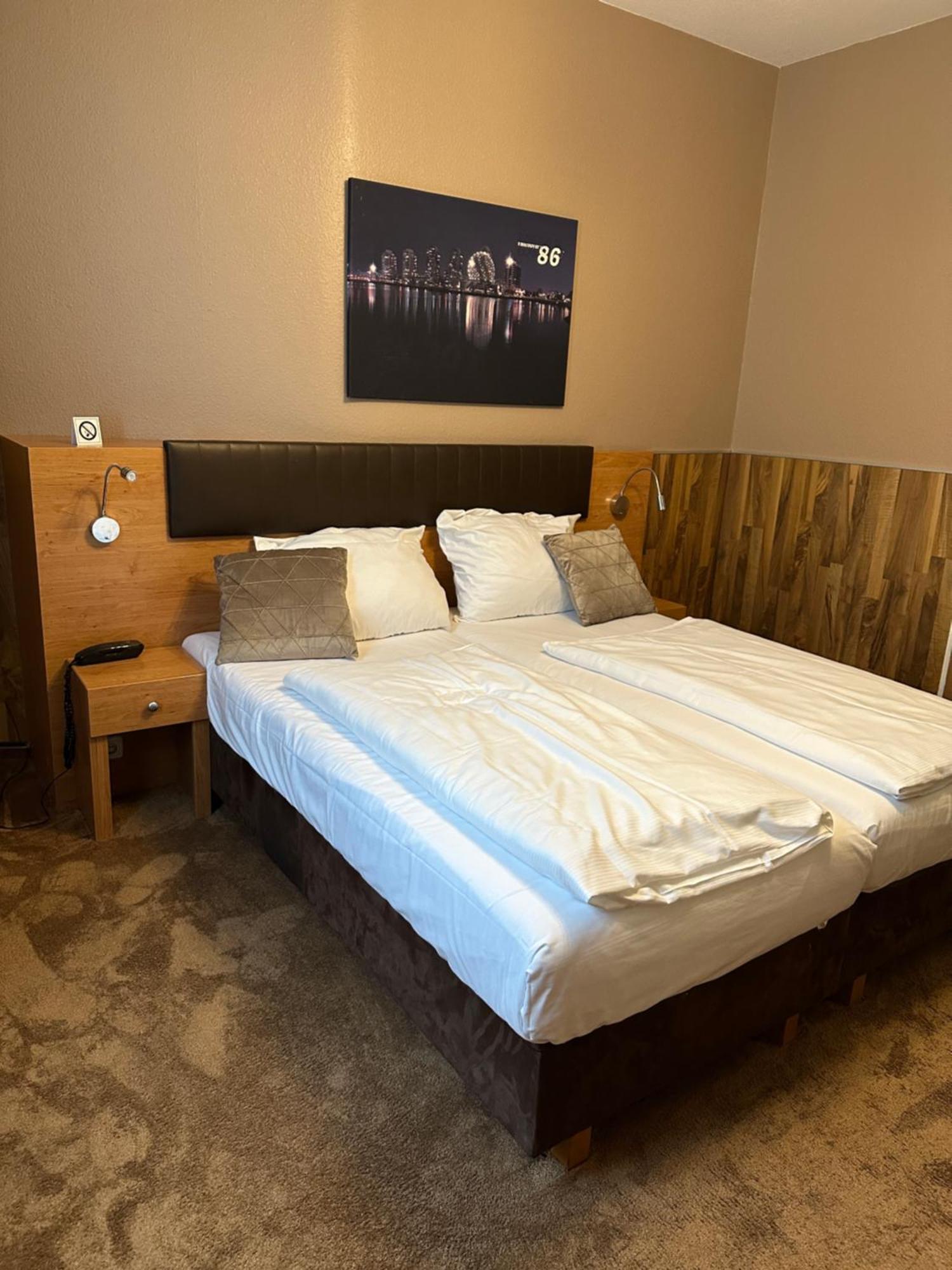 Hotel Expo Frankfurt City Centre Франкфурт на Майн Екстериор снимка